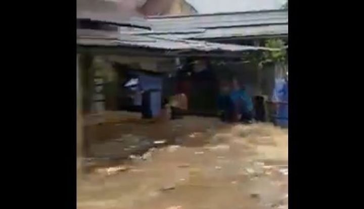 Akibat Tingginya Curah Hujan, Wilayah Bogor Alami Banjir Bandang Hingga Memakan 4 Korban