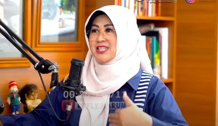 Walah, Enggak Biasa-Biasanya! Dokter Tifa Dukung Pernyataan Jokowi Terang-Terangan di Media Sosial: Setuju Pak Jokowi!