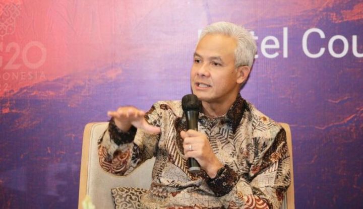 Ganjar Pranowo Singgung Gaji Guru Honorer di Depan Jokowi: Banyak yang Komplain