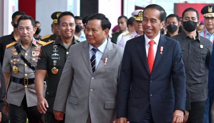Gegara Sering Bepergian Berdua, Aura Jokowi Disebut Pindah ke Prabowo