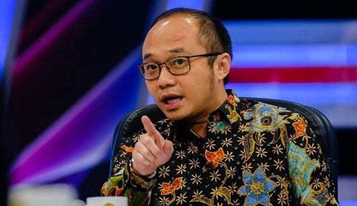 Yunarto Wijaya Yakin PDIP Akan Pilih Ganjar Pranowo atau Puan Maharani Sebagai Bakal Capres 2024