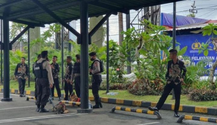 Usai Unggah Foto Pengamanan di Pernikahan Kaesang, Kapolri Listyo Sigit Tuai Hujatan Warganet
