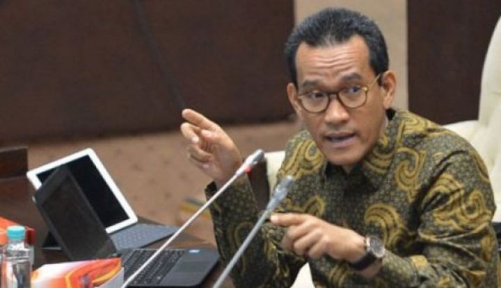 Bagi-bagi Amplop Berlogo PDIP Dinilai Politik Uang, Refly Harun: Niatnya Sudah Tidak Benar