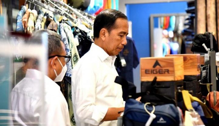 Meski Digandrungi Masyarakat, Ini Alasan Jokowi Teriak Lantang Kecam Bisnis Impor Pakaian Bekas