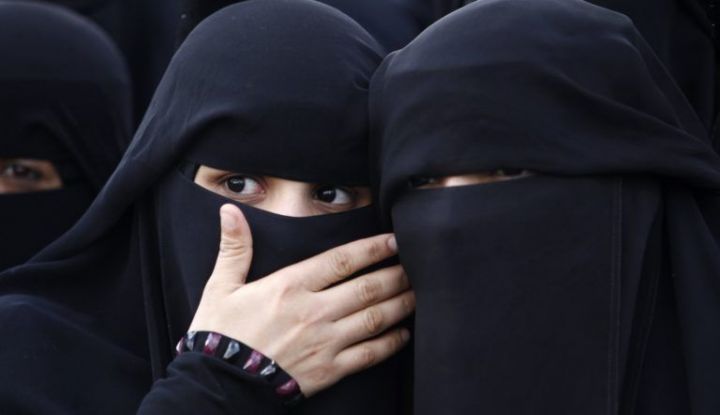 Sama-Sama ‘Pakai Cadar’, Mengapa Cadar, Niqab, dan Burqa Berbeda?
