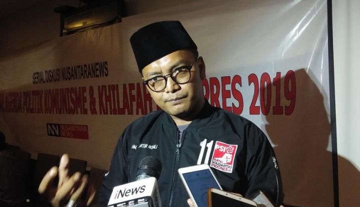 Perangi Kelompok Radikalisme, Guntur Romli: Ganjar Itu Tegas, Tapi Anies Malah Bilang FPI Perekat Umat