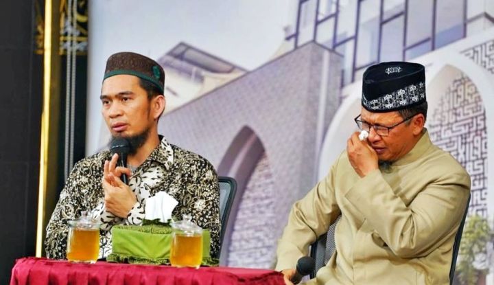 Soal Qunut, Ustadz Adi Hidayat Contohkan Saling Menghormati: Bukan Imam Besar, Kenapa Jadi Ribut?