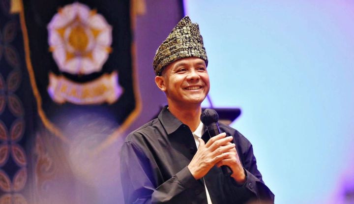 Survei Barometer Indonesia: Yang Puas dengan Jokowi, Pilih Ganjar  