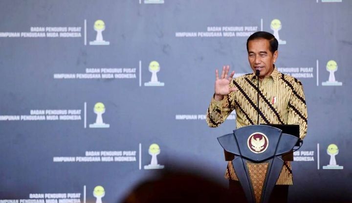 Soal Politik dan Olahraga, Pernyataan Jokowi Bertolak Belakang dengan PDIP