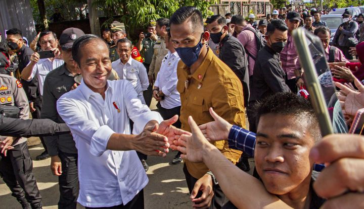 Cawe-Cawe Urusan Pilpres, Jokowi Jadi ‘Pemain Gadungan’ di Pemilu 2024