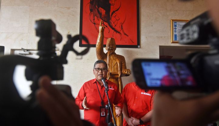 PDIP Resmi Serahkan Daftar Bacaleg ke KPU, Hasto Sampaikan Pesan Megawati