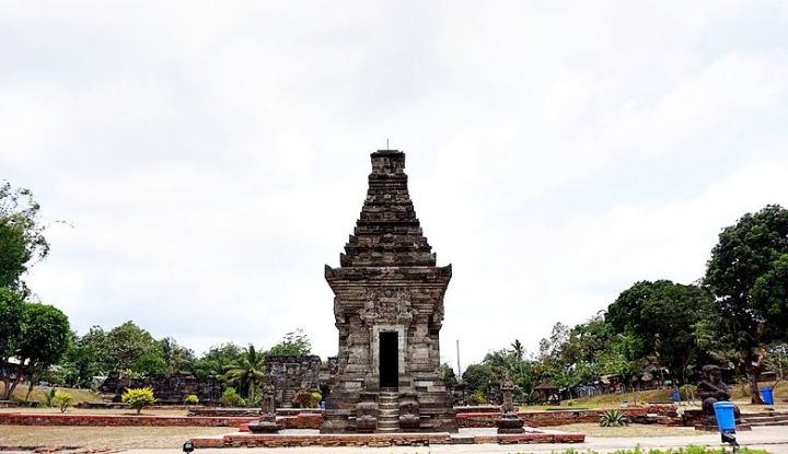 Mengenal Candi Penataran Candi Hindu Termegah Di Jawa Timur