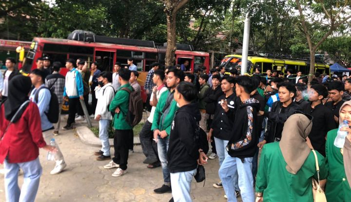 Dukungan Masyarakat Tak Terbendung, Aliansi Mahasiswa Kalimantan Barat Gelar Aksi Kawal Janji Prabowo-Gibran